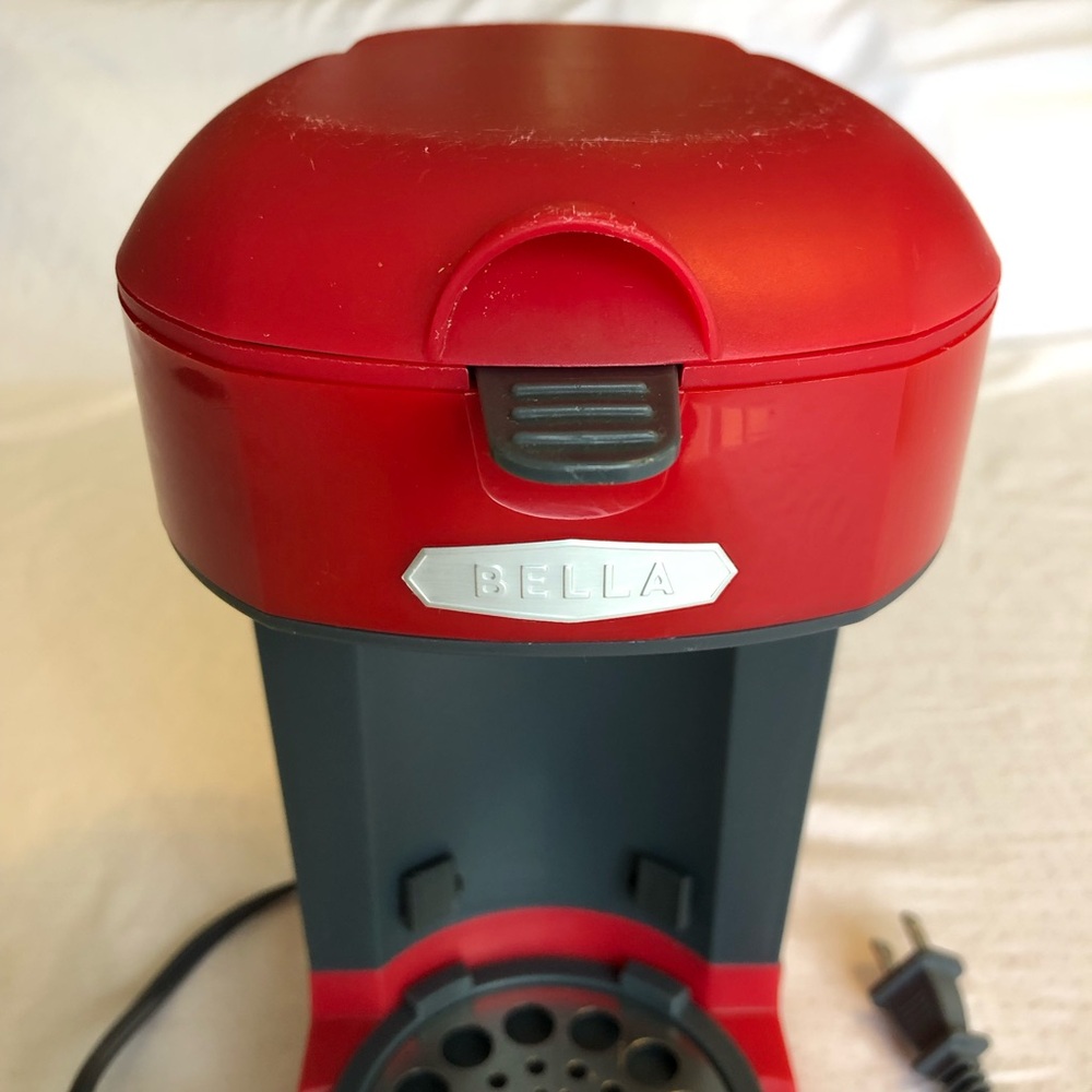 Bella One Cup Electric Coffee Maker and Mug, Red - Picture 5 of 9